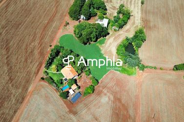 Terreno &agrave; venda - 90m&sup2; - Centro