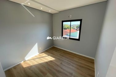 Sobrado &agrave; venda - 130m&sup2; - JARDIM PANCERA
