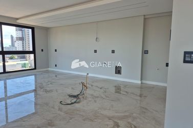 Apartamento &agrave; venda - 175m&sup2; - CENTRO