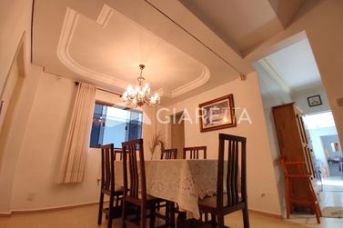 Sobrado &agrave; venda - 135m&sup2; - CENTRO