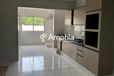 Apartamento &agrave; venda - 130m&sup2; - Centro