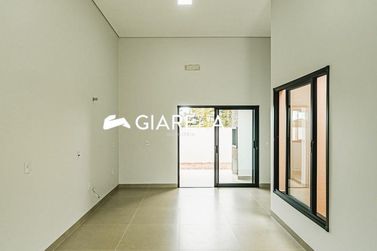 Casa para alugar - 97m&sup2; - JARDIM PARIZOTTO