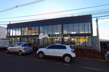 Sala Comercial para alugar - 200m&sup2; - VILA PIONEIRO