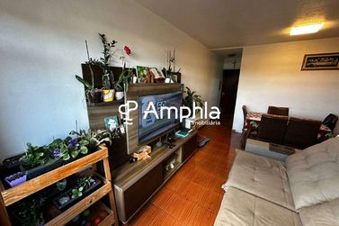 Apartamento &agrave; venda - 74m&sup2; - Centro