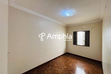 Casa &agrave; venda - 285m&sup2; - Recanto Tropical