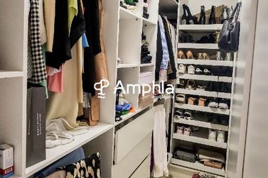 Apartamento &agrave; venda - 131m&sup2; - Centro