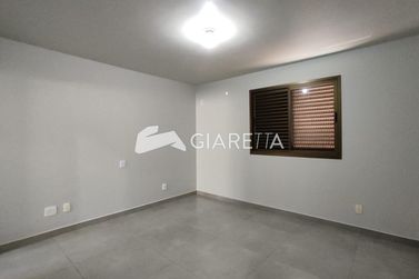 Apartamento para alugar - 105m&sup2; - CENTRO