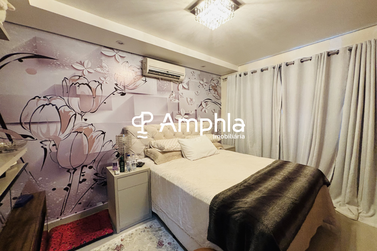 Casa &agrave; venda - 369m&sup2; - Centro
