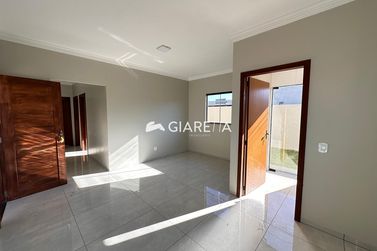 Casa &agrave; venda - 70m&sup2; - JARDIM PINHEIRINHO
