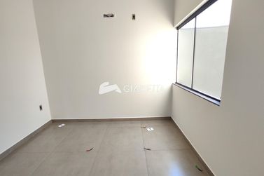 Sobrado &agrave; venda - 102m&sup2; - JARDIM S&Atilde;O FRANCISCO