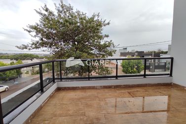 Sobrado para alugar - 127m&sup2; - JARDIM PANCERA