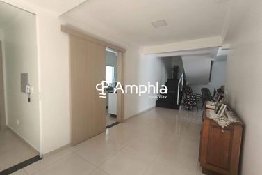 Sobrado &agrave; venda - 240m&sup2; - Recanto Tropical