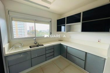 Apartamento para alugar - 114m&sup2; - CENTRO