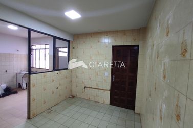 Apartamento para alugar - 122m&sup2; - CENTRO