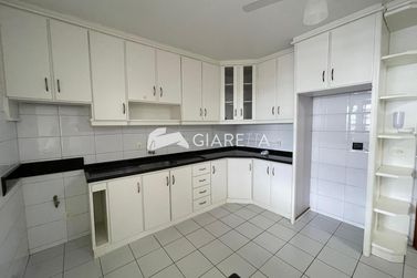 Apartamento &agrave; venda - 102m&sup2; - CENTRO