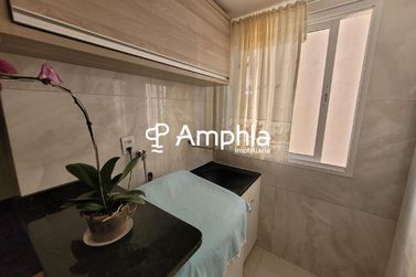 Apartamento &agrave; venda - 60m&sup2; - Centro
