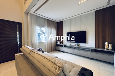 Sobrado &agrave; venda - 348m&sup2; - Maria Luiza