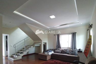 Sobrado &agrave; venda - 240m&sup2; - JARDIM PARIZOTTO