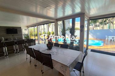 Sobrado &agrave; venda - 345m&sup2; - Recanto Tropical
