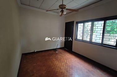 Casa para alugar - 212m&sup2; - CENTRO
