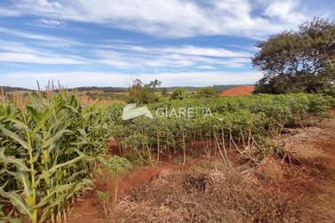 S&iacute;tio &agrave; venda - 180m&sup2; - DEZ DE MAIO