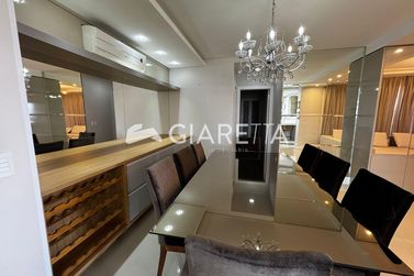 Apartamento &agrave; venda - 147m&sup2; - CENTRO
