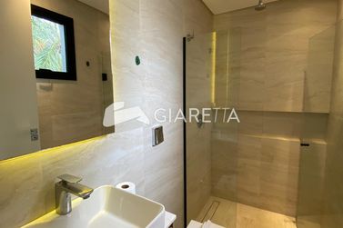Sobrado &agrave; venda - 125m&sup2; - JARDIM TOCANTINS