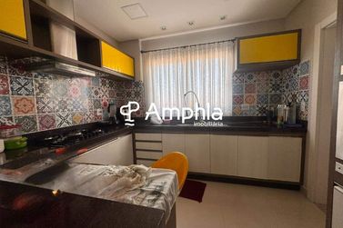 Apartamento &agrave; venda - 250m&sup2; - Centro