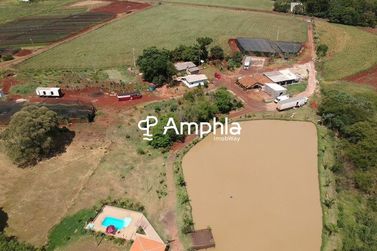 Ch&aacute;cara &agrave; venda - 70180m&sup2; - Centro