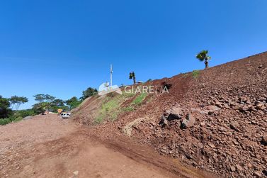 Ch&aacute;cara &agrave; venda - 20000m&sup2; - QUATRO PONTES