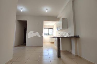 Apartamento &agrave; venda - 60m&sup2; - CENTRO