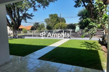 Casa &agrave; venda - 200m&sup2; - Centro