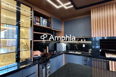 Apartamento &agrave; venda - 231m&sup2; - Centro