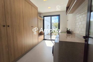 Sobrado &agrave; venda - 400m&sup2; - Recanto Tropical