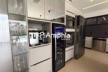 Sobrado &agrave; venda - 400m&sup2; - Recanto Tropical
