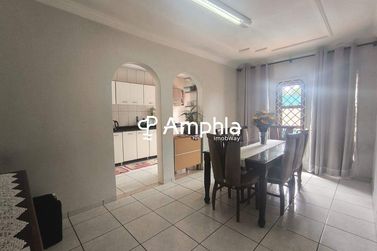 Sobrado &agrave; venda - 360m&sup2; - Country
