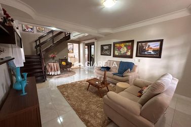 Sobrado para alugar - 257m&sup2; - JARDIM LA SALLE