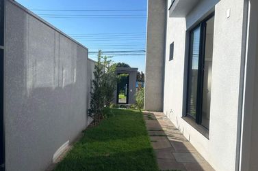 Sobrado &agrave; venda - 200m&sup2; - Maria Luiza