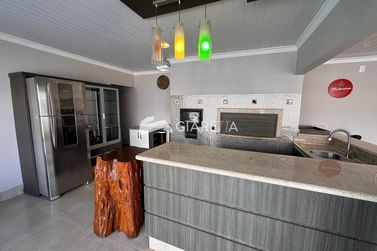 Sobrado &agrave; venda - 296m&sup2; - JARDIM PORTO ALEGRE