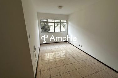 Apartamento &agrave; venda - 74m&sup2; - Centro