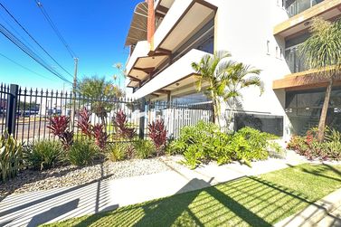 Sala Comercial &agrave; venda - 1230m&sup2; - CENTRO