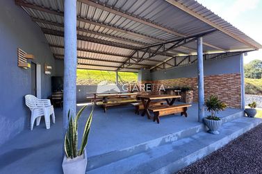 Ch&aacute;cara para alugar - 194m&sup2; - ZONA RURAL