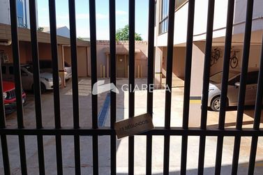 Apartamento &agrave; venda - 94m&sup2; - CENTRO
