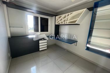 Apartamento para alugar - 234m&sup2; - CENTRO