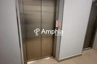 Apartamento &agrave; venda - 250m&sup2; - Centro