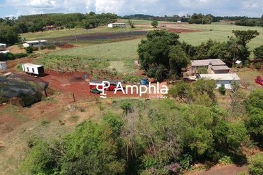 Ch&aacute;cara &agrave; venda - 70180m&sup2; - Centro