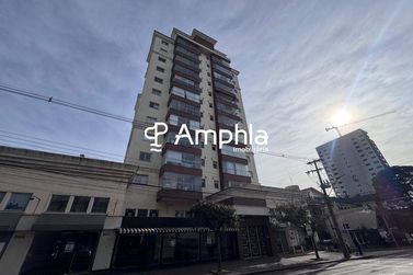 Apartamento &agrave; venda - 60m&sup2; - Centro