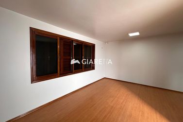 Casa &agrave; venda - 300m&sup2; - CENTRO