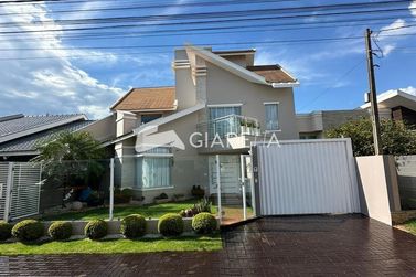 Sobrado &agrave; venda - 251m&sup2; - JARDIM GISELA