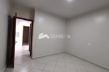 Apartamento para alugar - 90m&sup2; - CENTRO